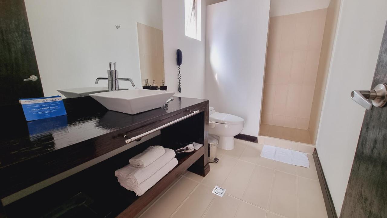 Habitat Suites Hotel Pereira Exterior photo