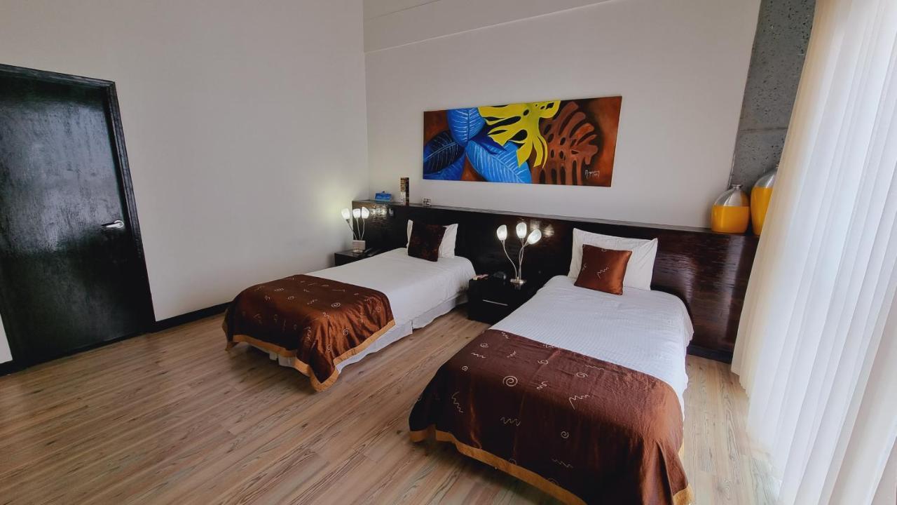 Habitat Suites Hotel Pereira Exterior photo