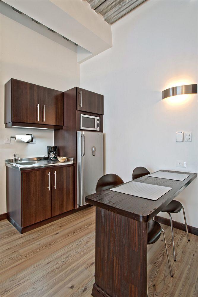 Habitat Suites Hotel Pereira Exterior photo